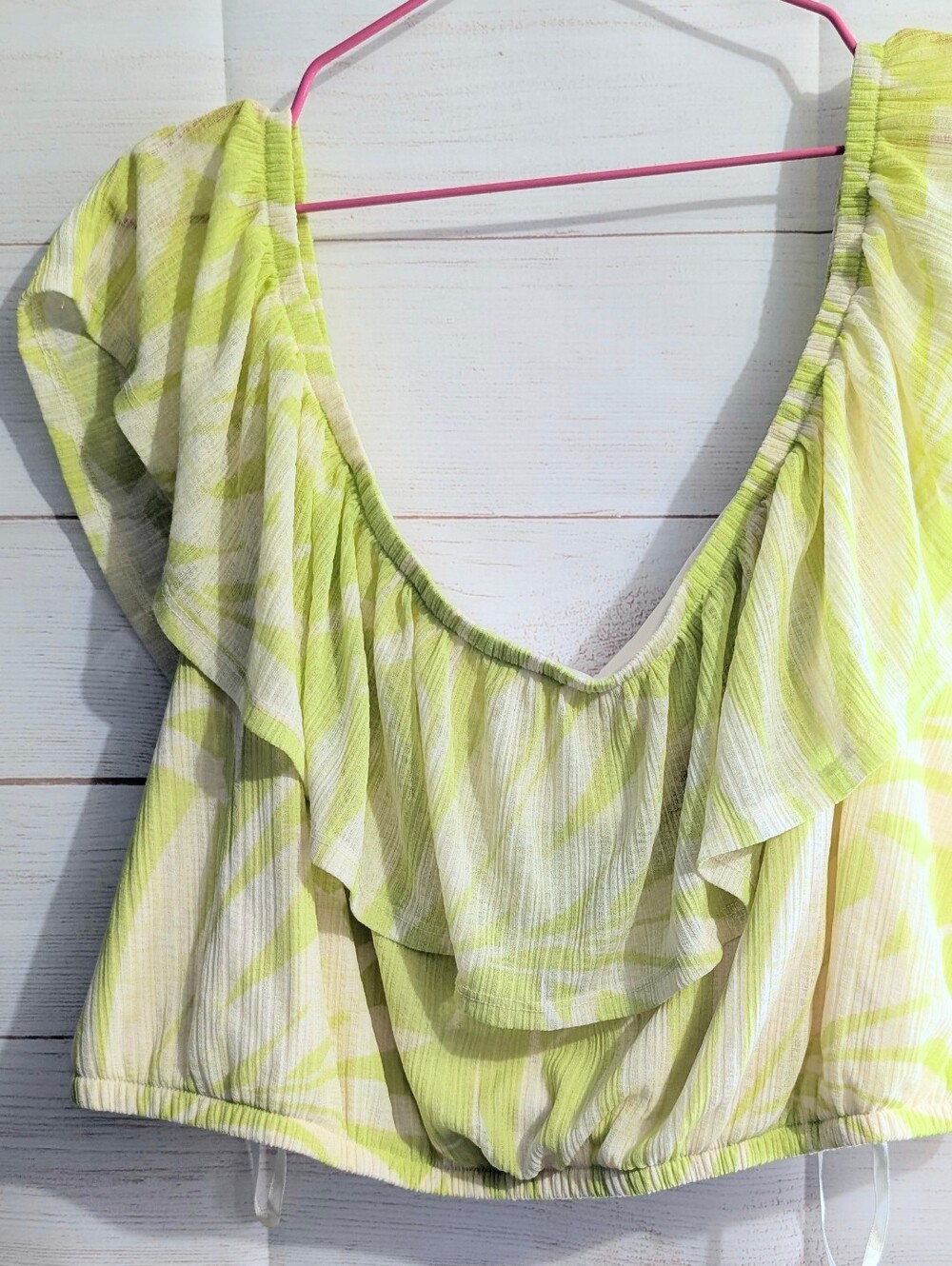 Nwot Torrid Lime 🍋‍🟩 Leaf-Print Off Shoulder Ruffle Sleeve Crop Plus Size 3X - Picture 5 of 9